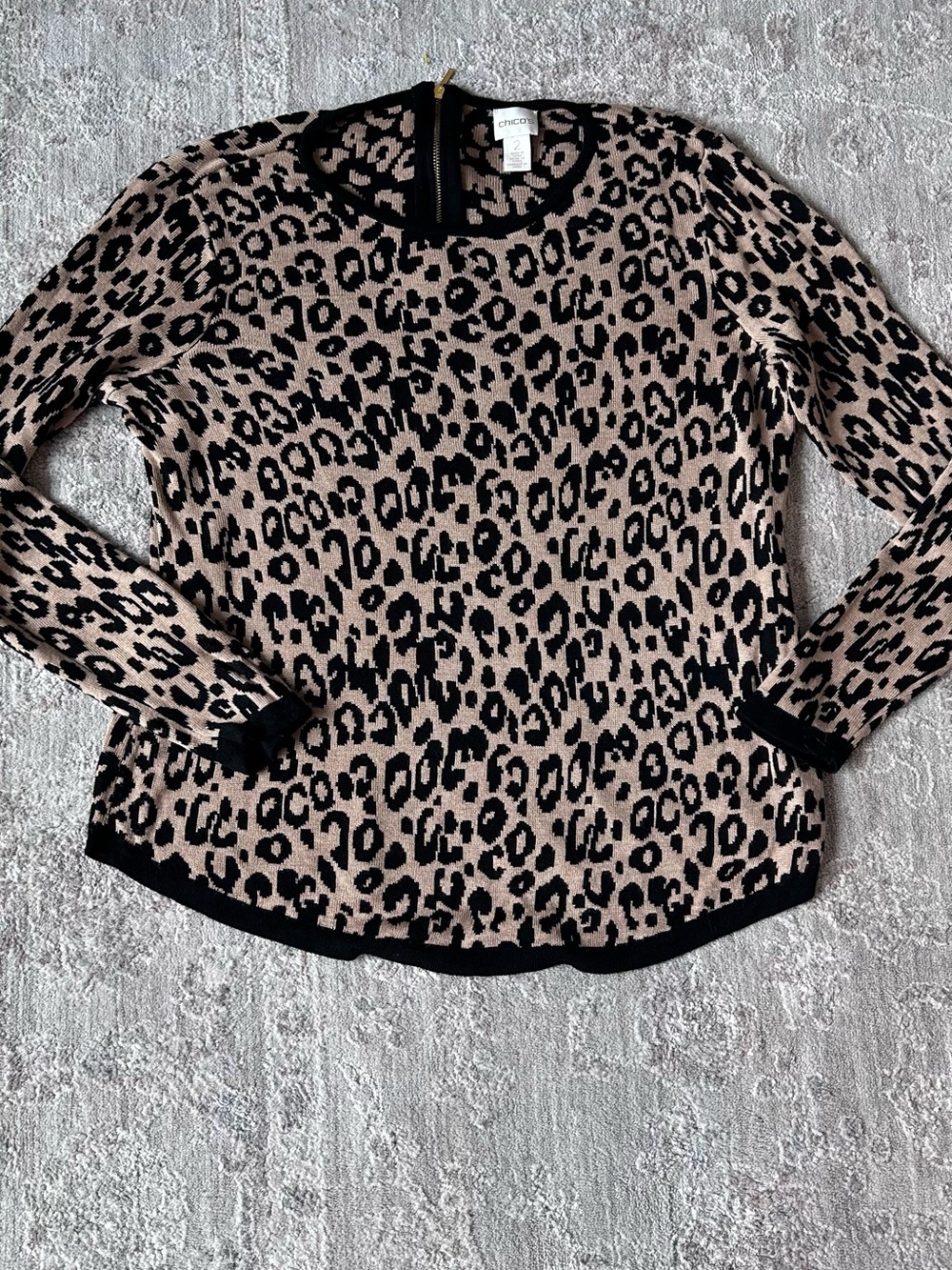 Chico's Women's Sweater Sz 2 US Lg Leopard Print Back Neck Zipper Long Sleeve